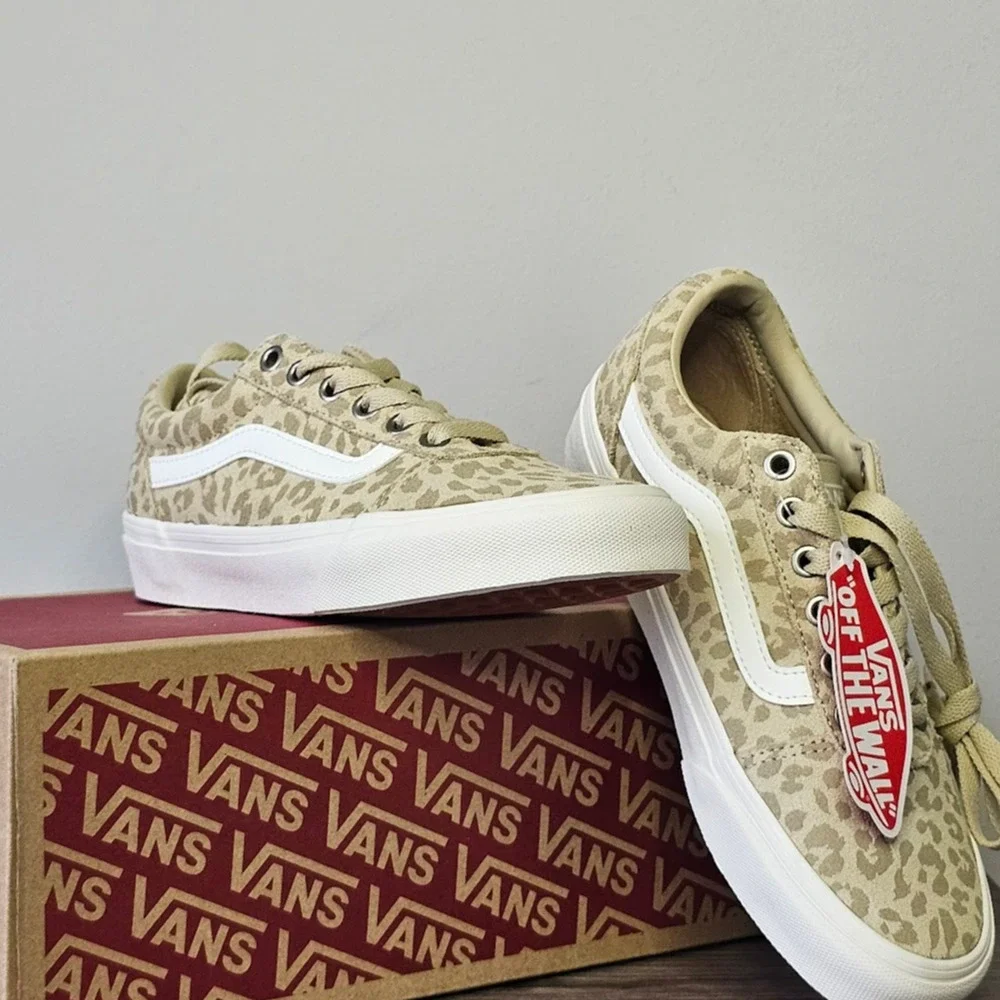 Vans Women's Ward Animal Print Sneakers Size 6.5 White/Brown NWT - Picture 1 of 7